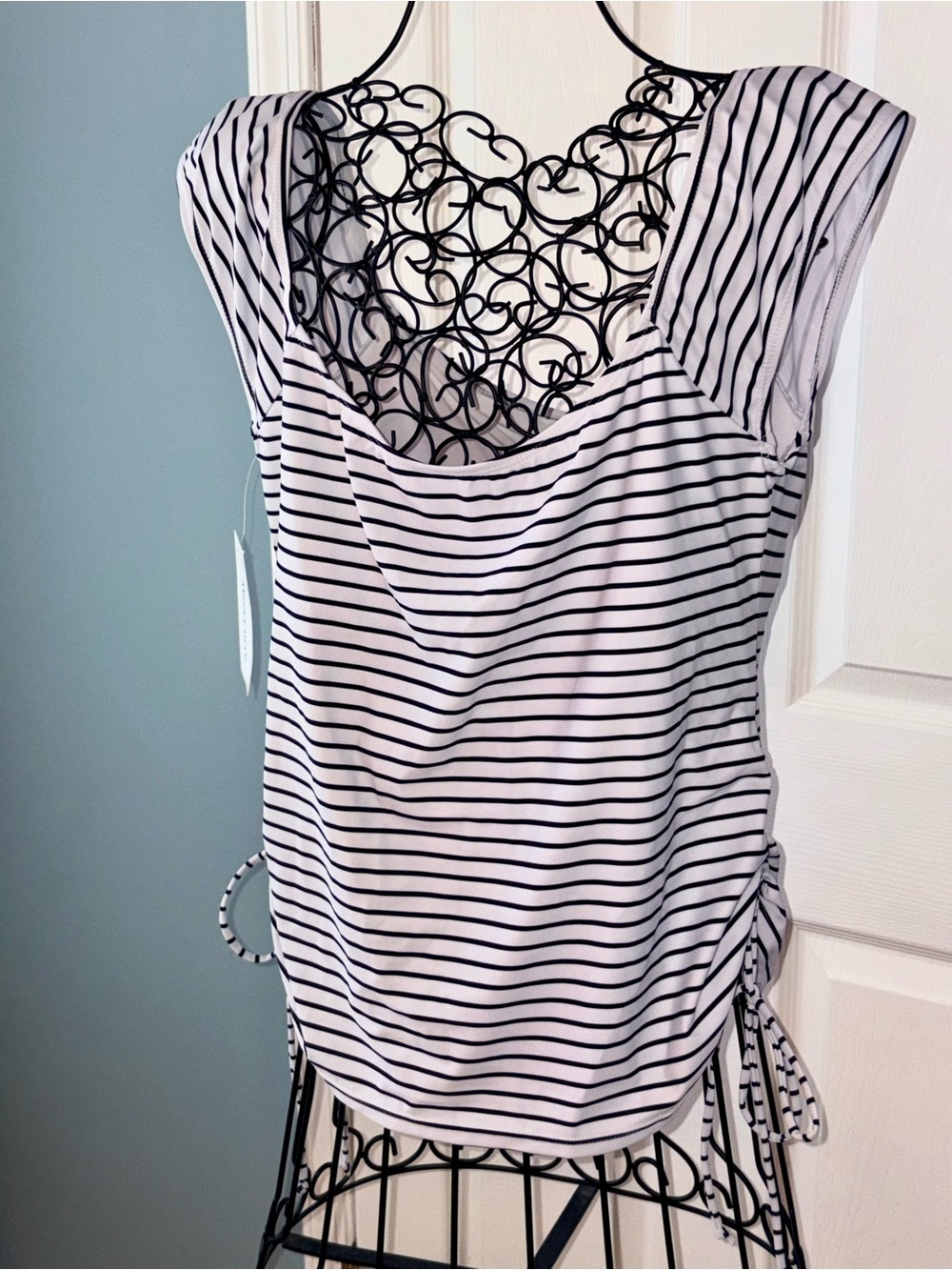 Meet Curve Striped White and Black Cap Sleeve Swim Top